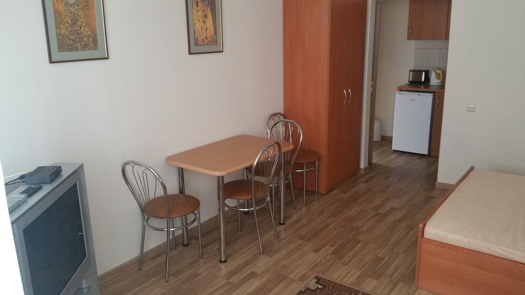 Pas Roma Hotel Šventoji Eksteriør billede